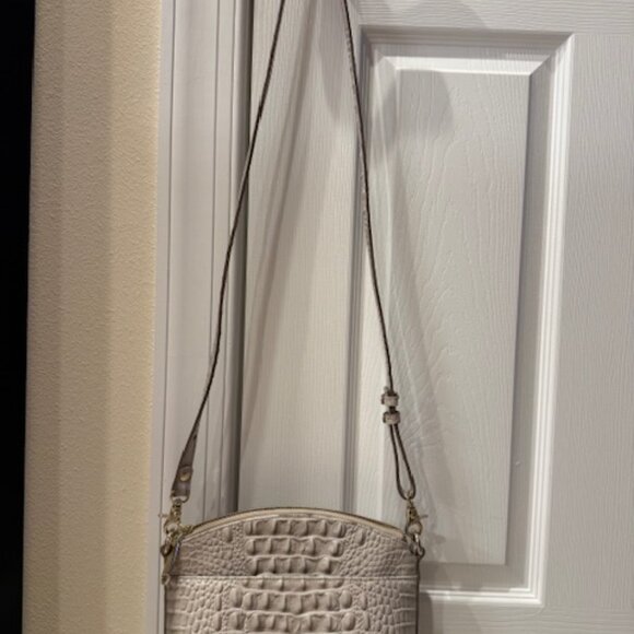 BRAHMIN CROSSBODY HANDBAG - LIKE NEW. - Picture 4 of 11